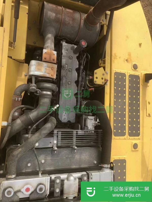 廣西出售二手小松PC240-8挖掘機