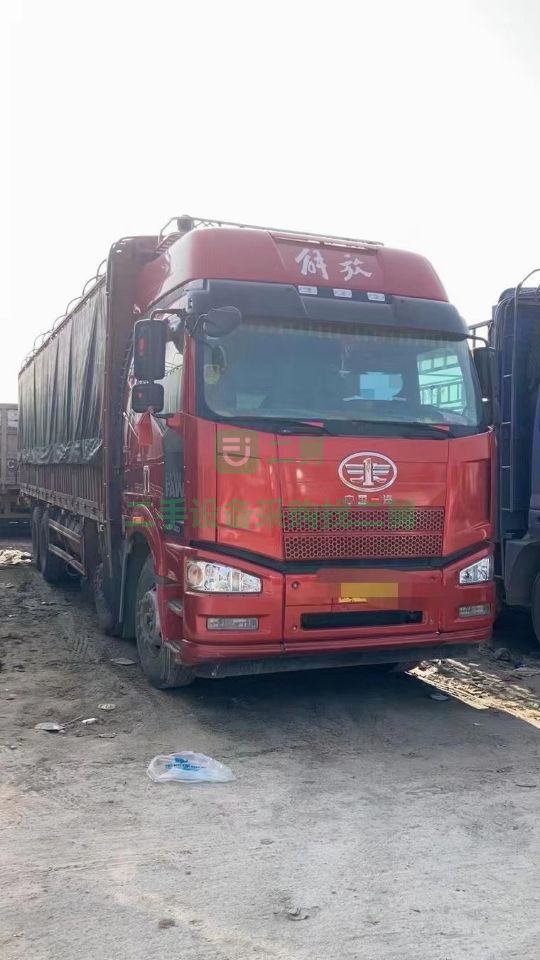 出售二手18年的解放J6P貨車420馬力，國五排放