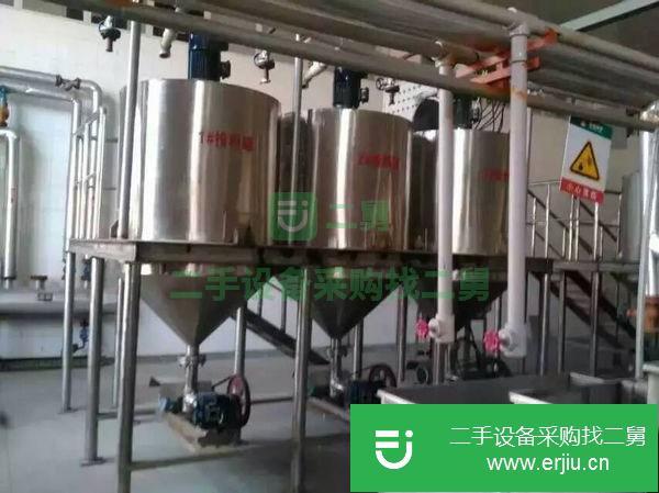 新疆出售二手九成新不銹鋼儲罐