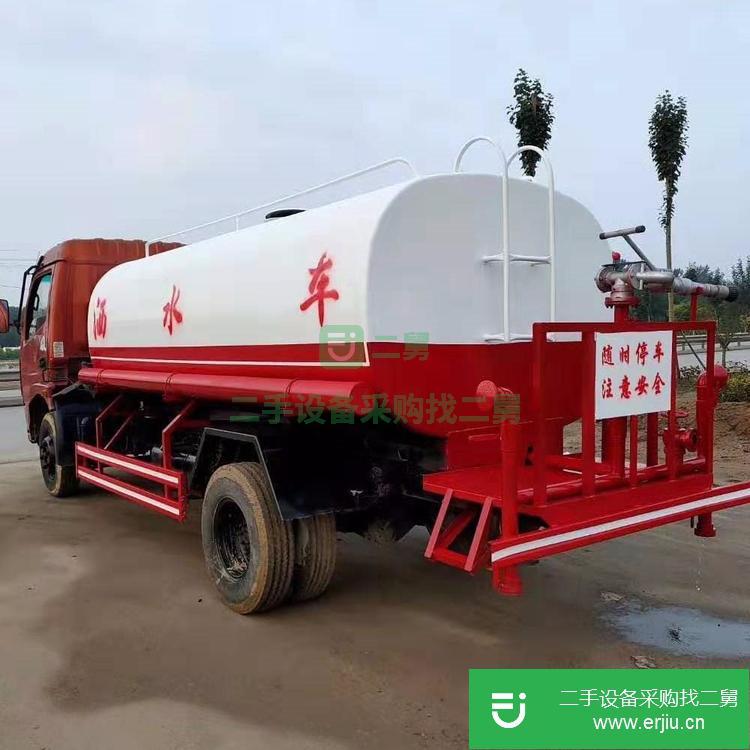 山東出售二手養(yǎng)護(hù)路面灑水車
