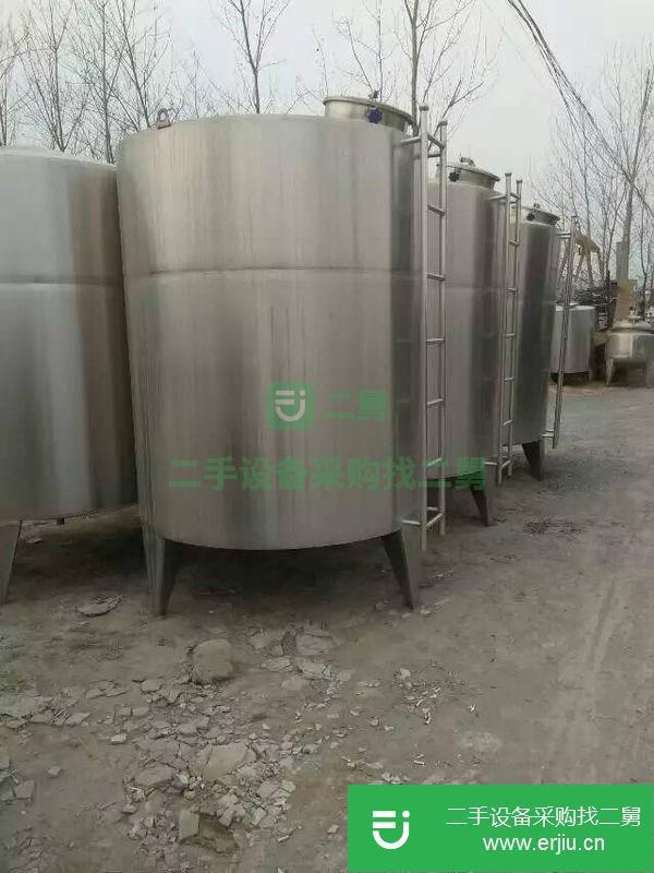 新疆出售二手九成新不銹鋼儲罐
