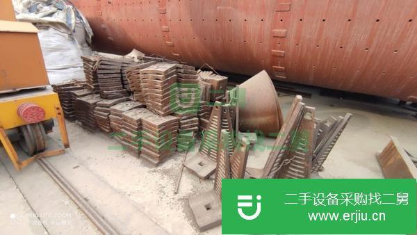 河南出售二手2.4x13米球磨機(jī),附件齊全