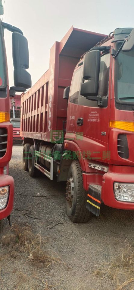 出售無手續礦山用歐曼豪沃后八輪運輸車
