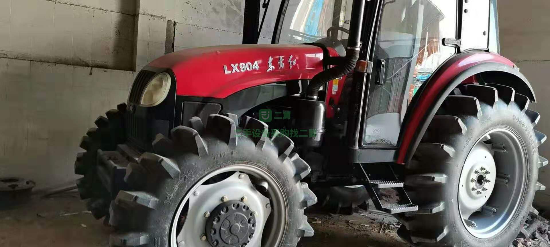 出售一臺(tái)久保田704型號拖拉機(jī)