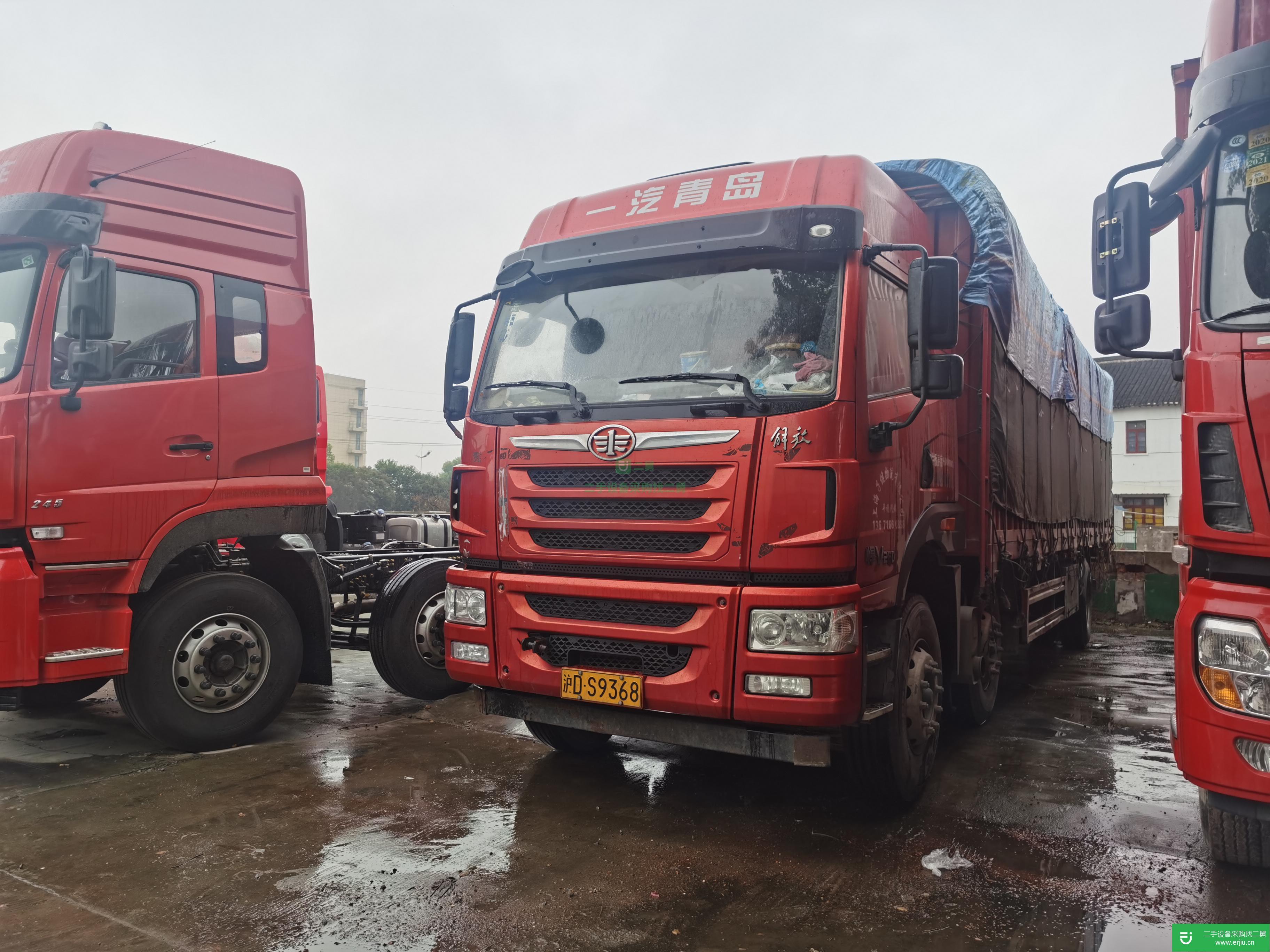 上海出售二手青岛解放260马力国五高栏载货车