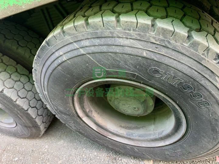 出售二手的17年的豪沃T7前四后八自卸車