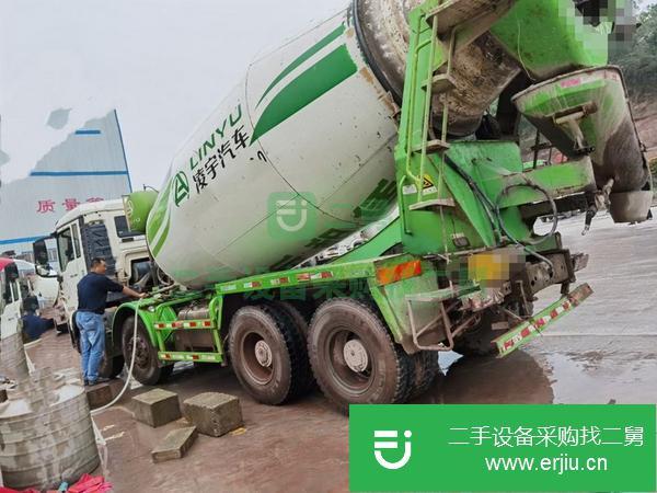 廣西出售二手豪沃國五輕量化12方攪拌車