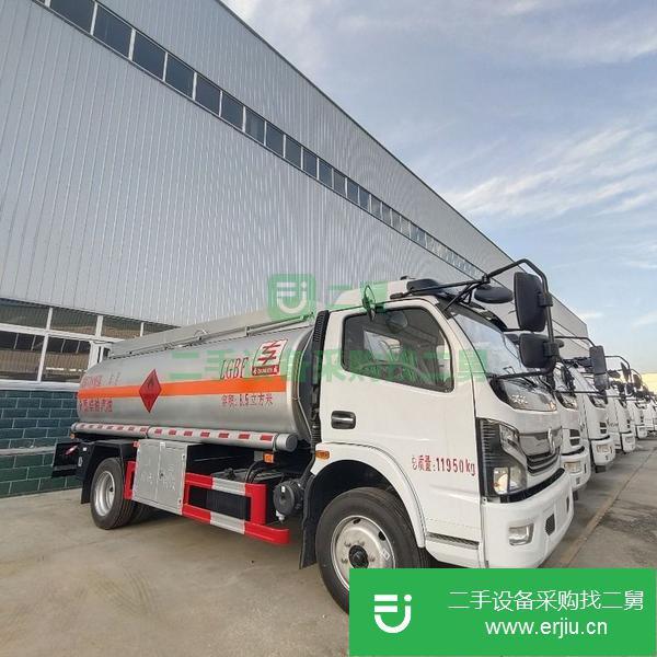 河南出售二手國六8噸油罐車朝柴170馬力柴油發(fā)動機