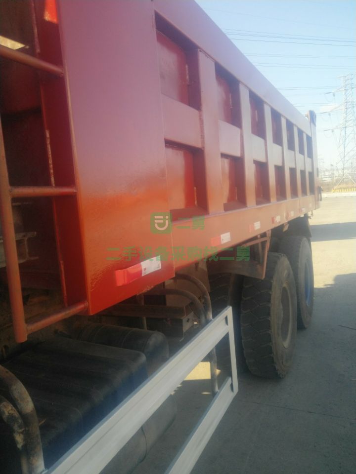 遼寧出售歐曼后八輪 340馬力奔馳橋12速自卸車手續(xù)齊全