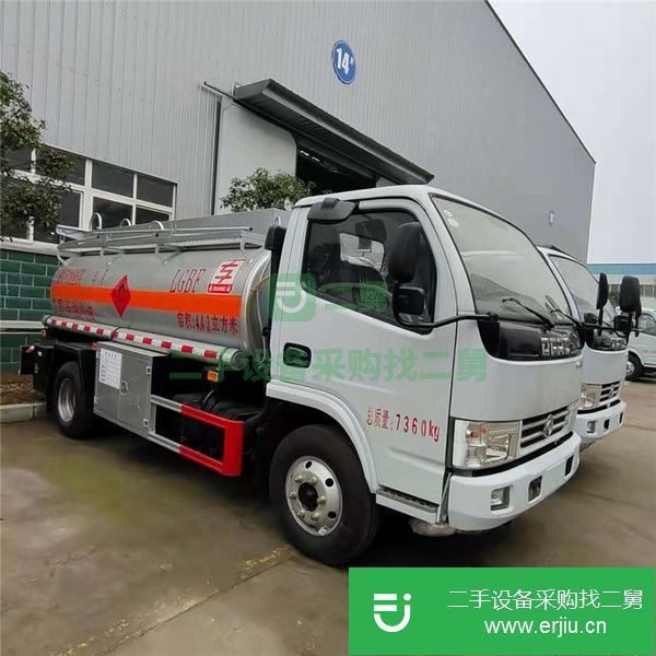 廣東出售二手5噸油罐車玉柴115馬力7.00鋼絲胎5檔變速箱