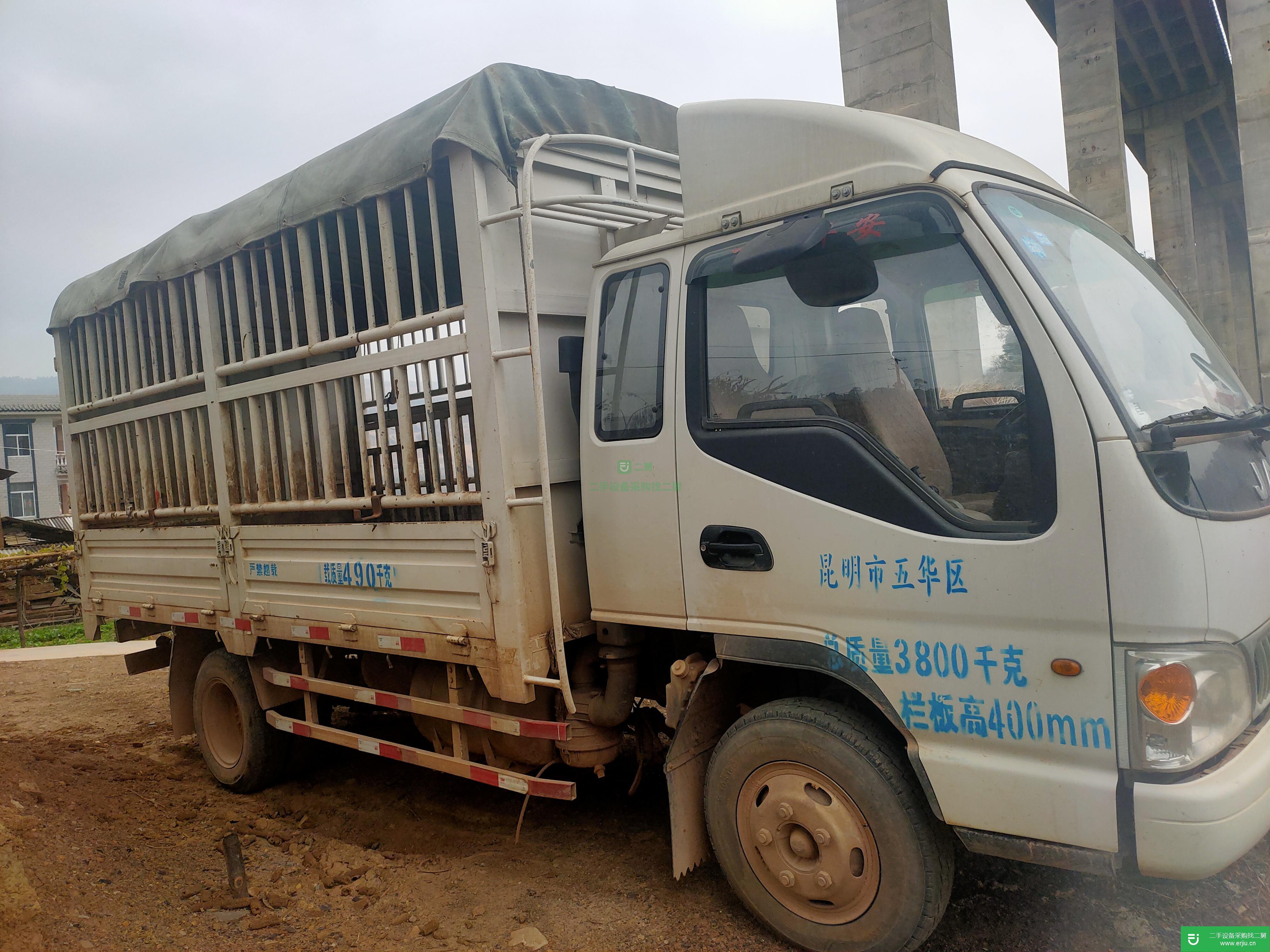 云南出售二手江淮康鈴490馬力國四高欄載貨車