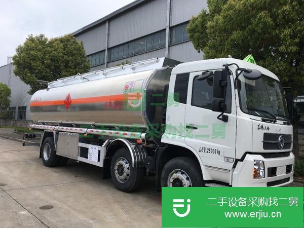 新疆出售二手前四后四鋁合金油罐車