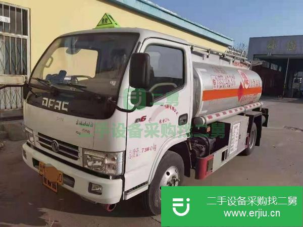 山東出售二手5噸東風多利卡油罐車朝柴102馬力