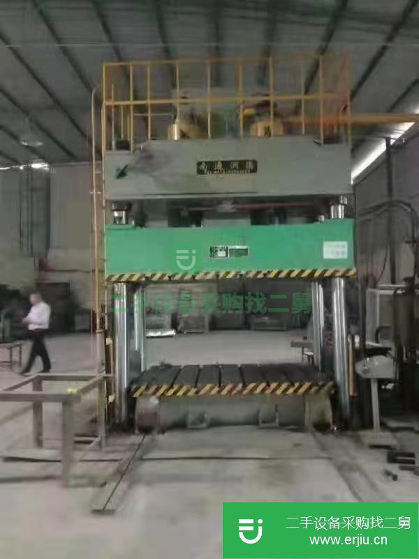 江蘇出售二手南通潤德630噸液壓機(jī)