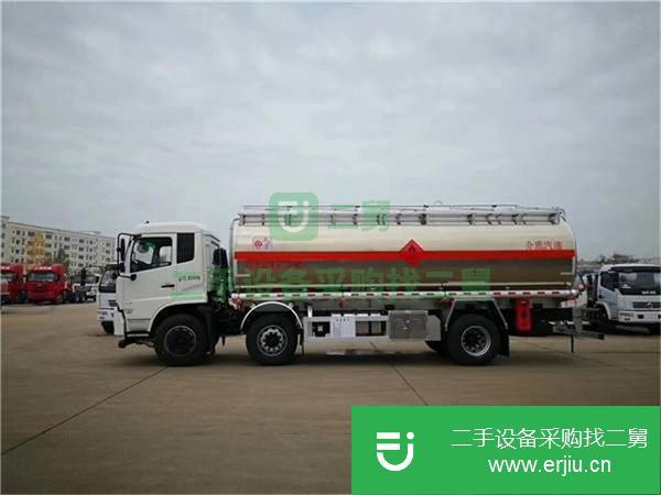 山西出售二手小三軸前四后四16噸鋁合金油罐車可分期