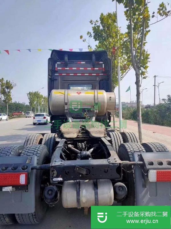 湖北出售二手解放JH6天燃氣雙曲輕體國五牽引車