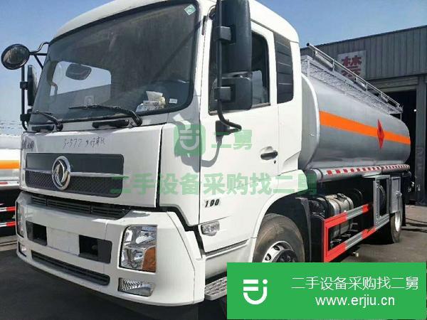 福建出售二手東風8噸工地專用油罐車
