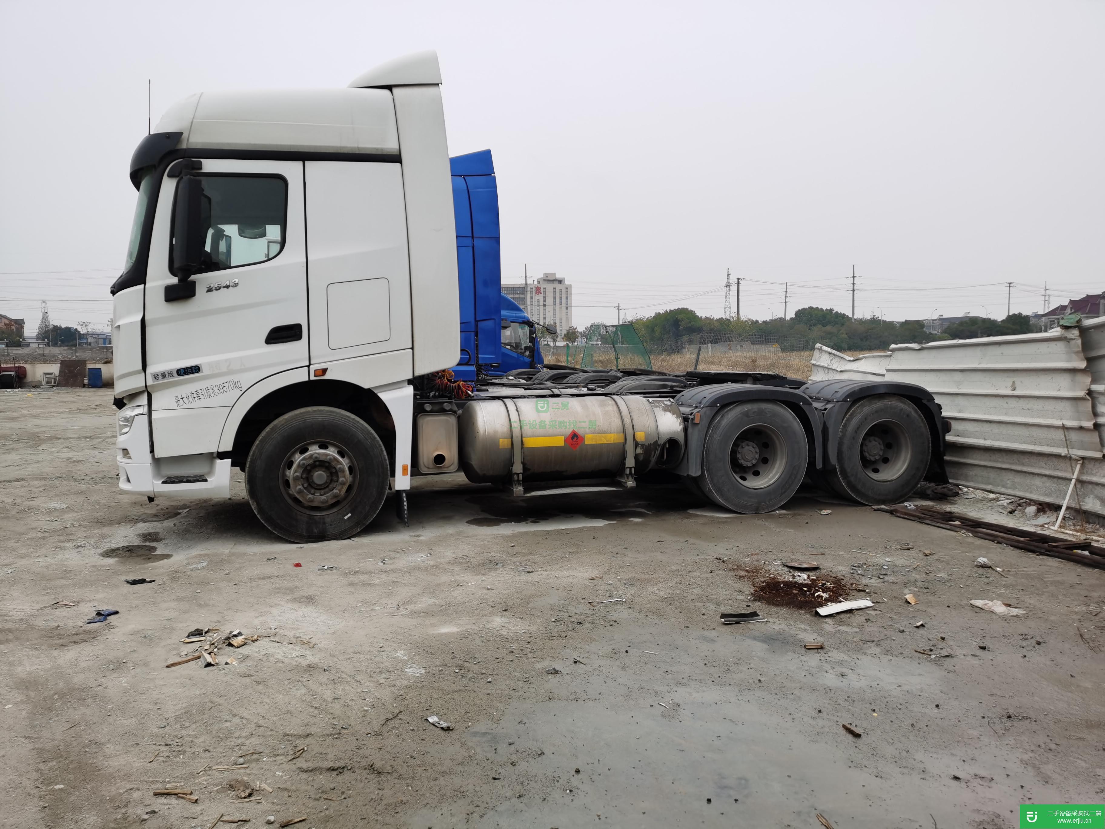 上海出售二手北奔重卡430馬力國五牽引車