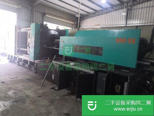 遼寧出售二手朗格800噸注塑機(jī)