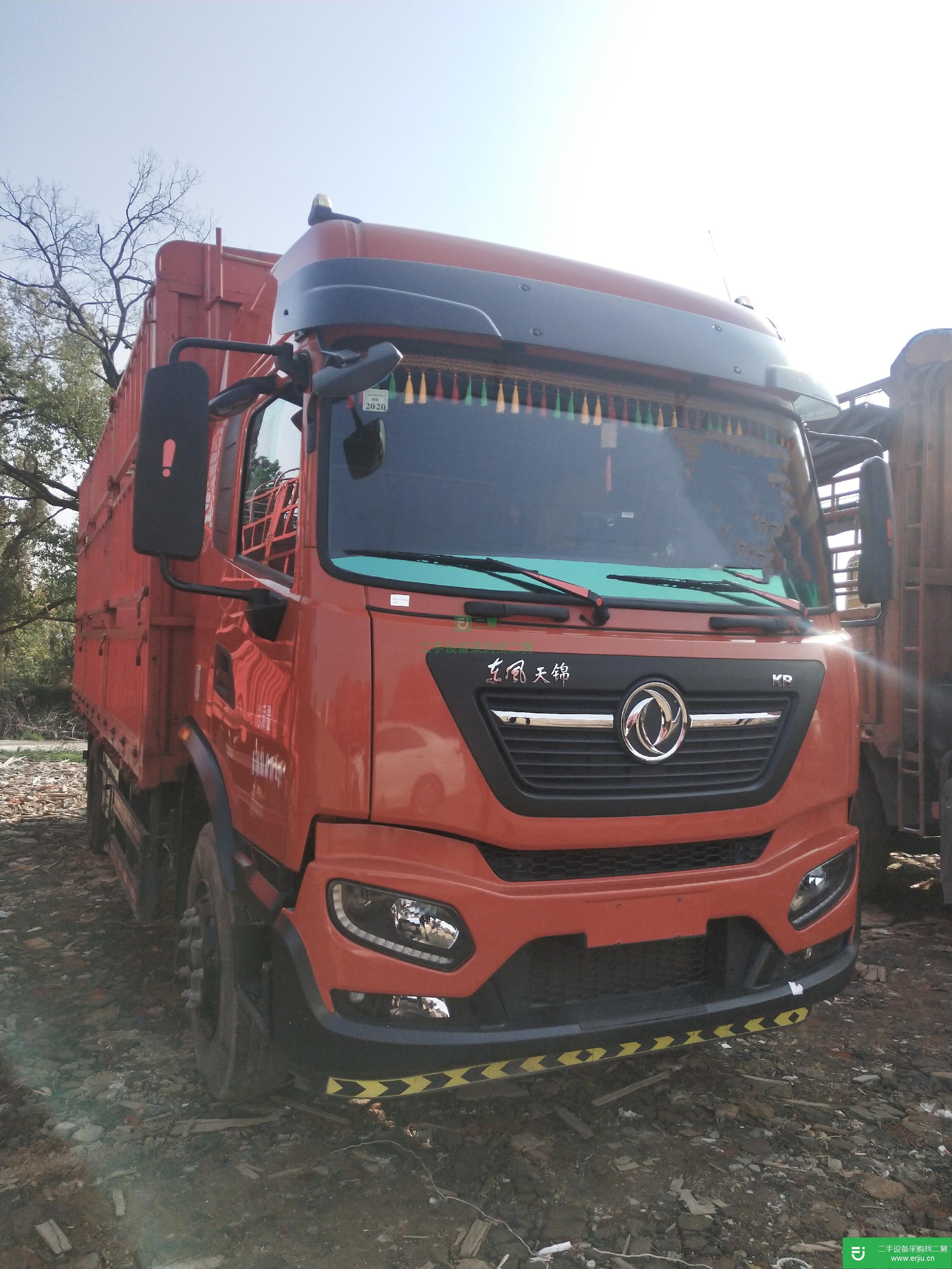 江西出售二手東風(fēng)商用230馬力國(guó)五倉(cāng)柵式載貨車(chē)