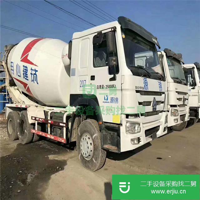 山東出售二手混凝土豪沃12方攪拌車(chē)