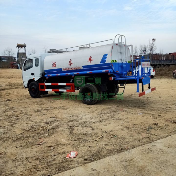 湖北出售二手的東風多利卡10方灑水車