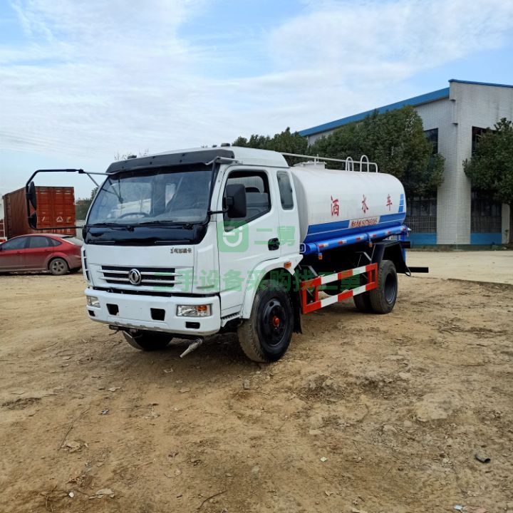 湖北出售二手的東風多利卡10方灑水車