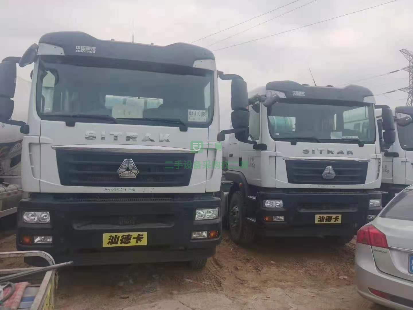 出售一臺重汽頂配汕德卡國五排放攪拌車，唐山鴻達十四方攪拌車