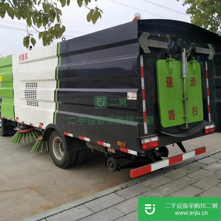 山東出售二手大型掃路車5立方