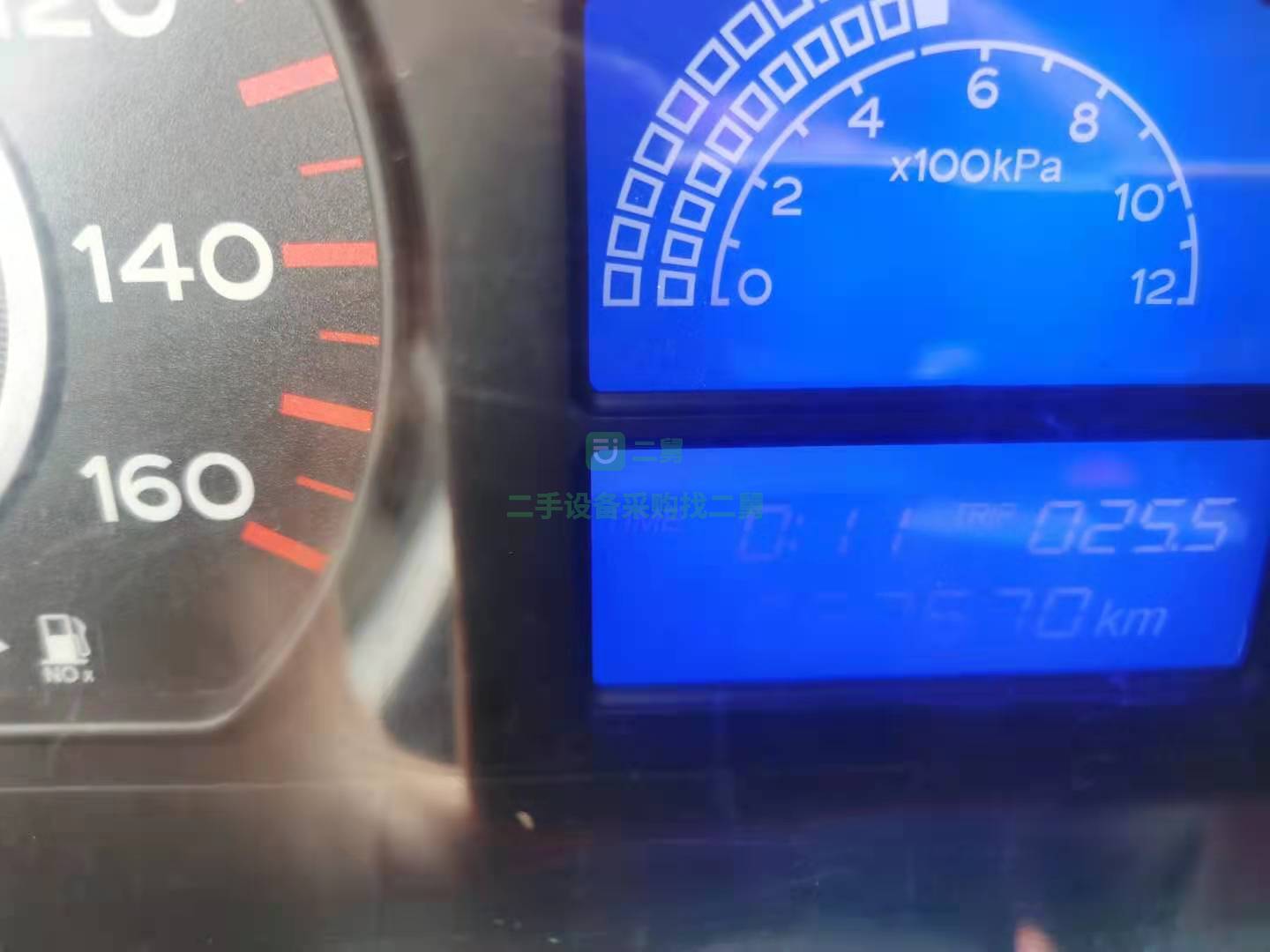 出售2018年5月的重汽王牌4.2米輕型倉柵式貨車