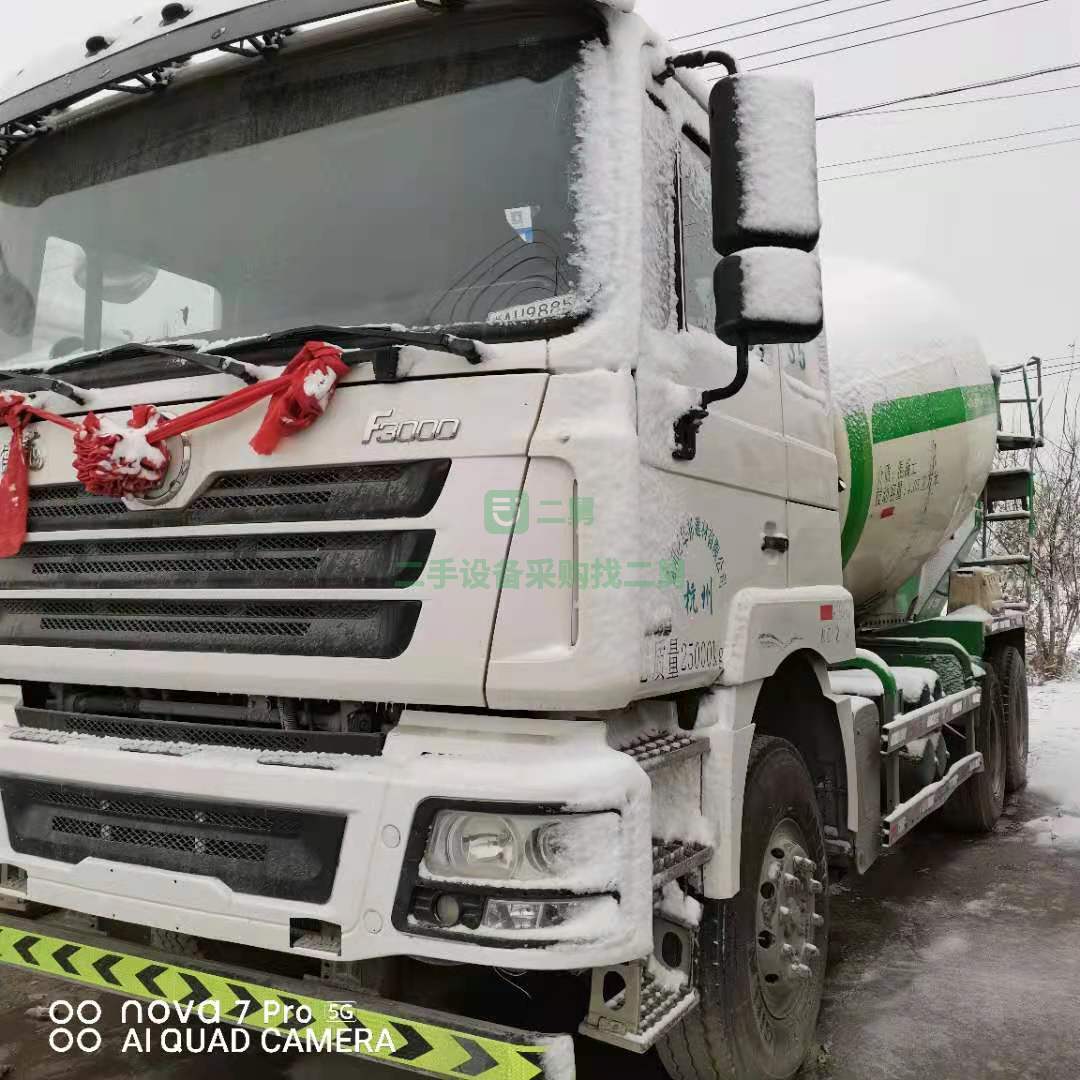 出售一臺18年1月大14拉16方德龍瑞江上裝攪拌車