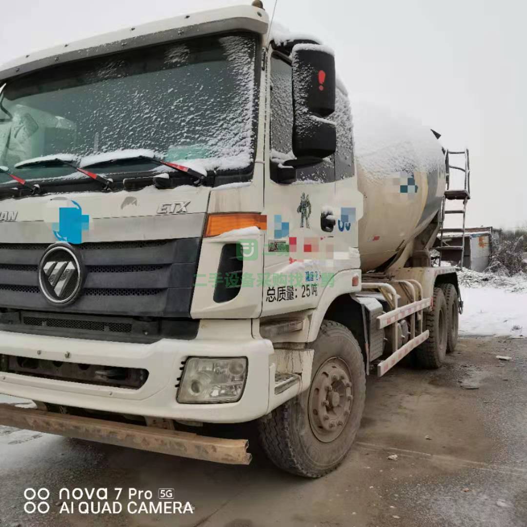 出售一臺16年大12方歐曼攪拌車，336馬力