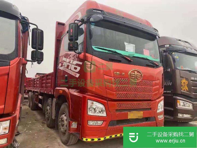江西出售二手青島解放350馬力國(guó)五平板車精品車況