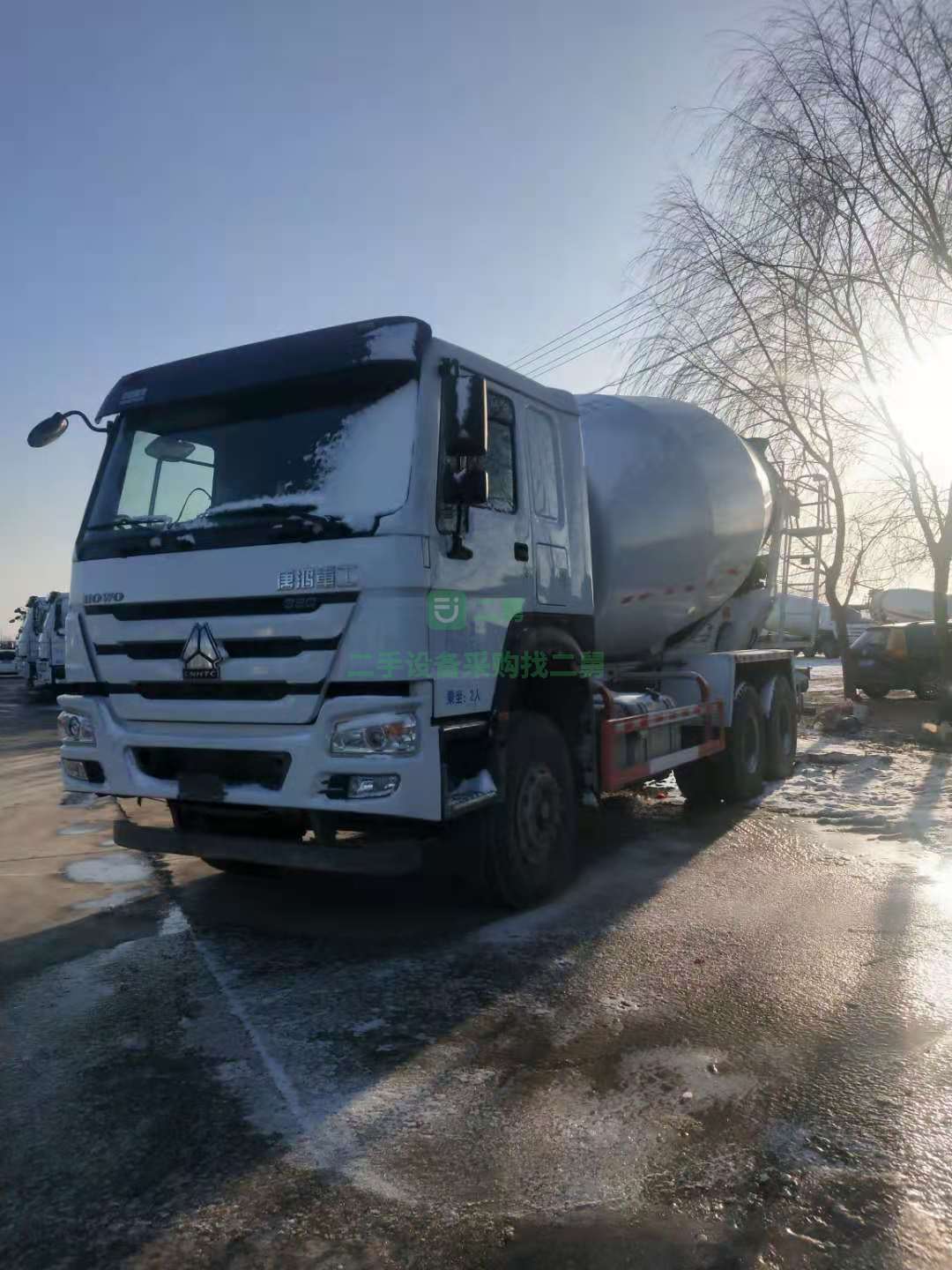 出售一臺(tái)18年豪沃宏達(dá)攪拌車(chē)   大十四方  國(guó)五排放