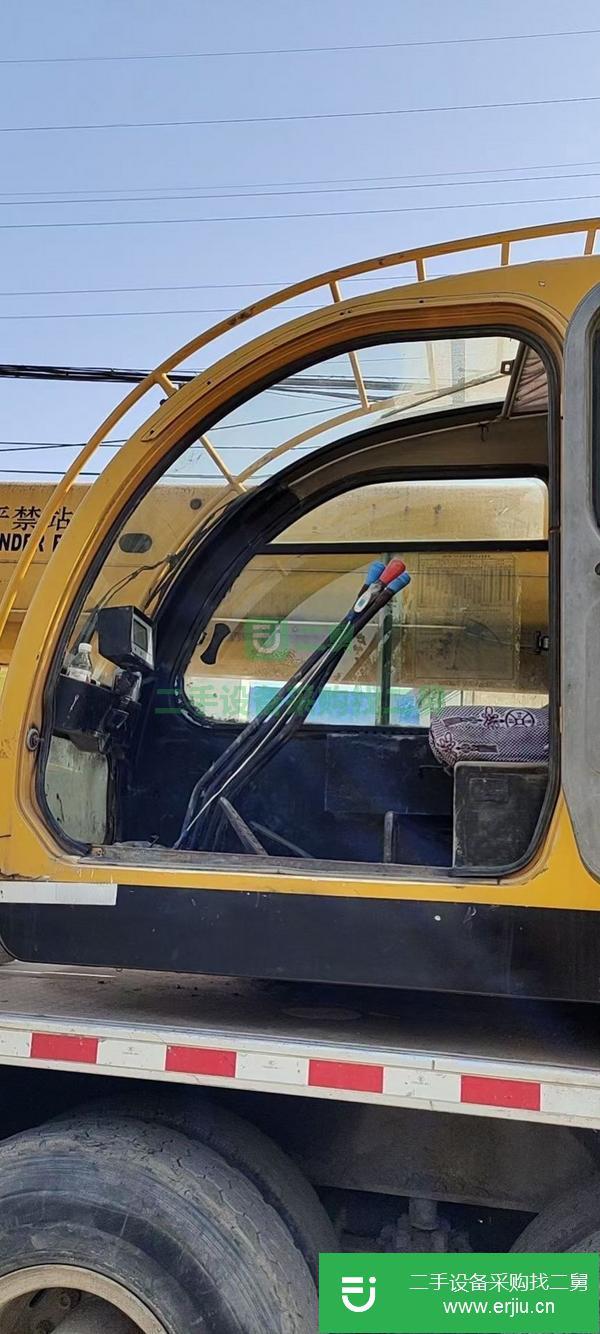 江蘇出售二手徐工20噸吊車手續齊全隨時過戶