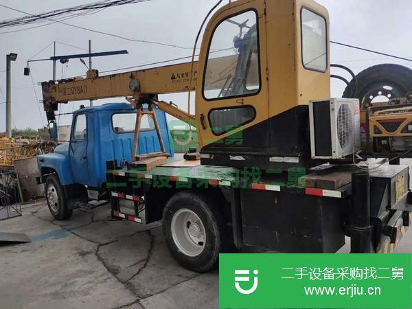 天津出售二手鐵象八噸國三吊車