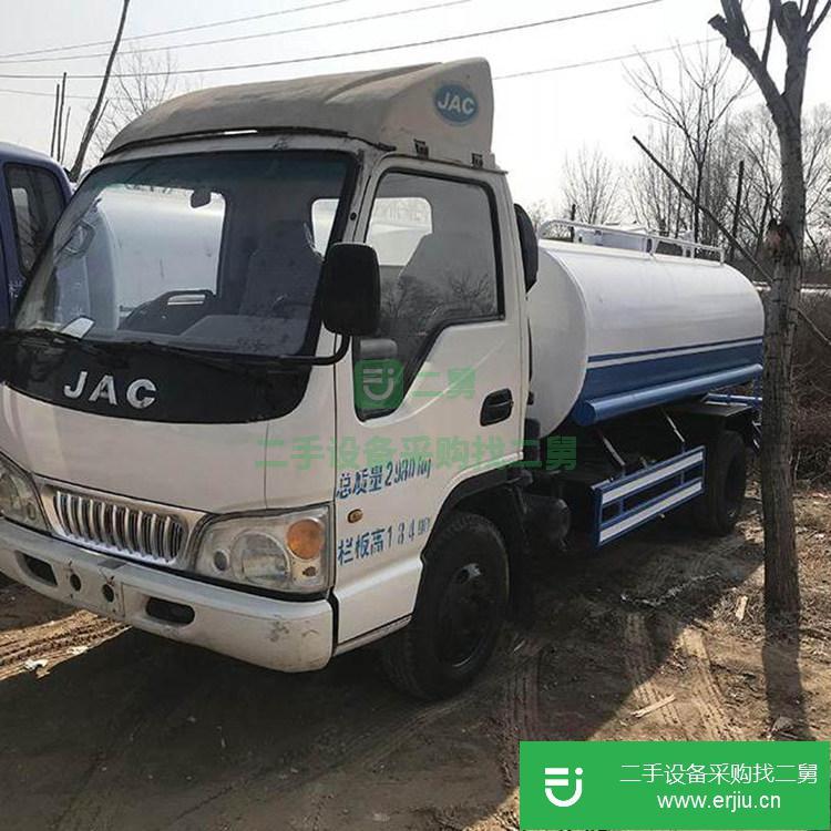 山東出售二手東風(fēng)單橋灑水車12立方