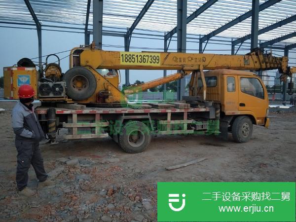 江蘇出售二手吊車八噸4100發動機6米7節臂包過戶