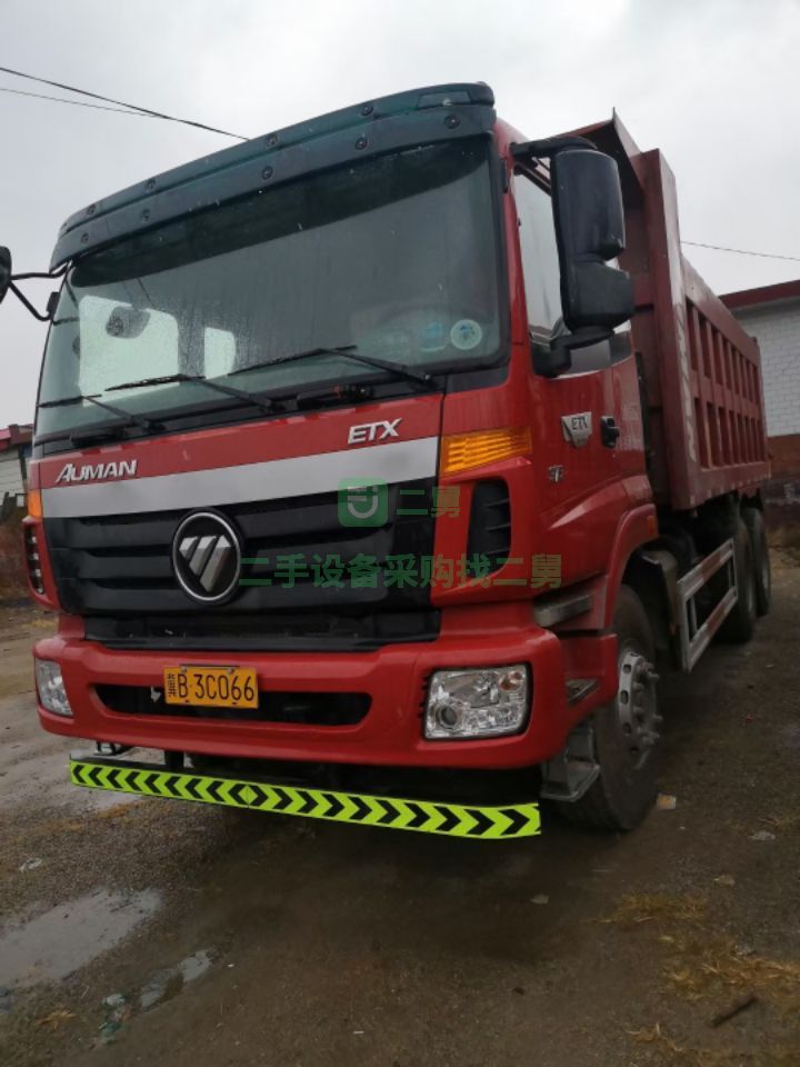 出售二手17年的國五歐曼后八輪自卸車