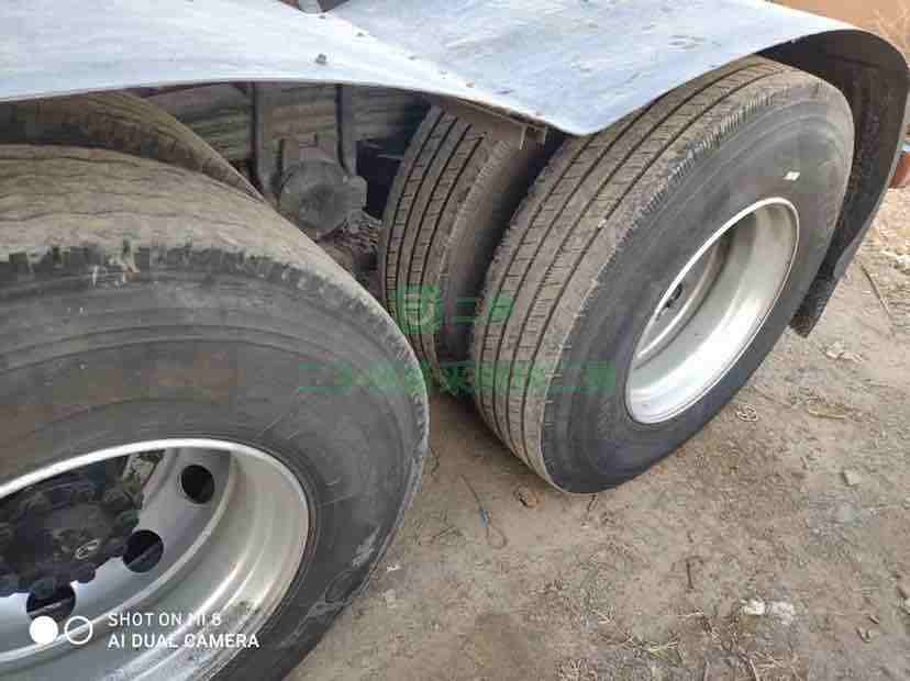 出售二手的兩年整歐曼GTL牽引車500馬力濰柴發動機