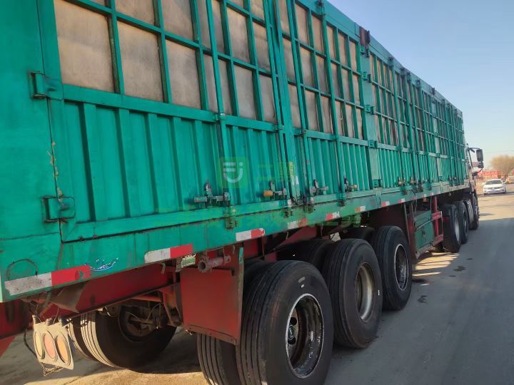 出售解放捍衛400馬力牽引車兩年正全保險