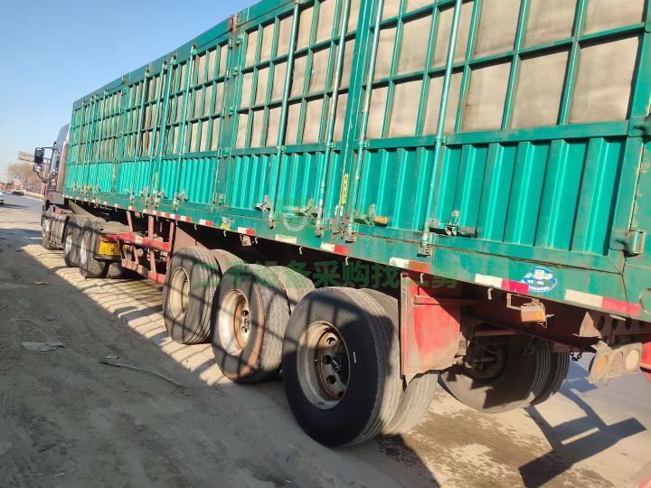 出售解放捍衛400馬力牽引車兩年正全保險