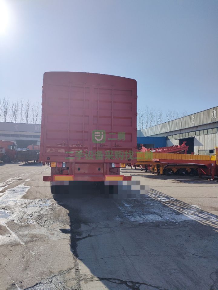 出售二手的13米的高低板高欄帶戶半掛車