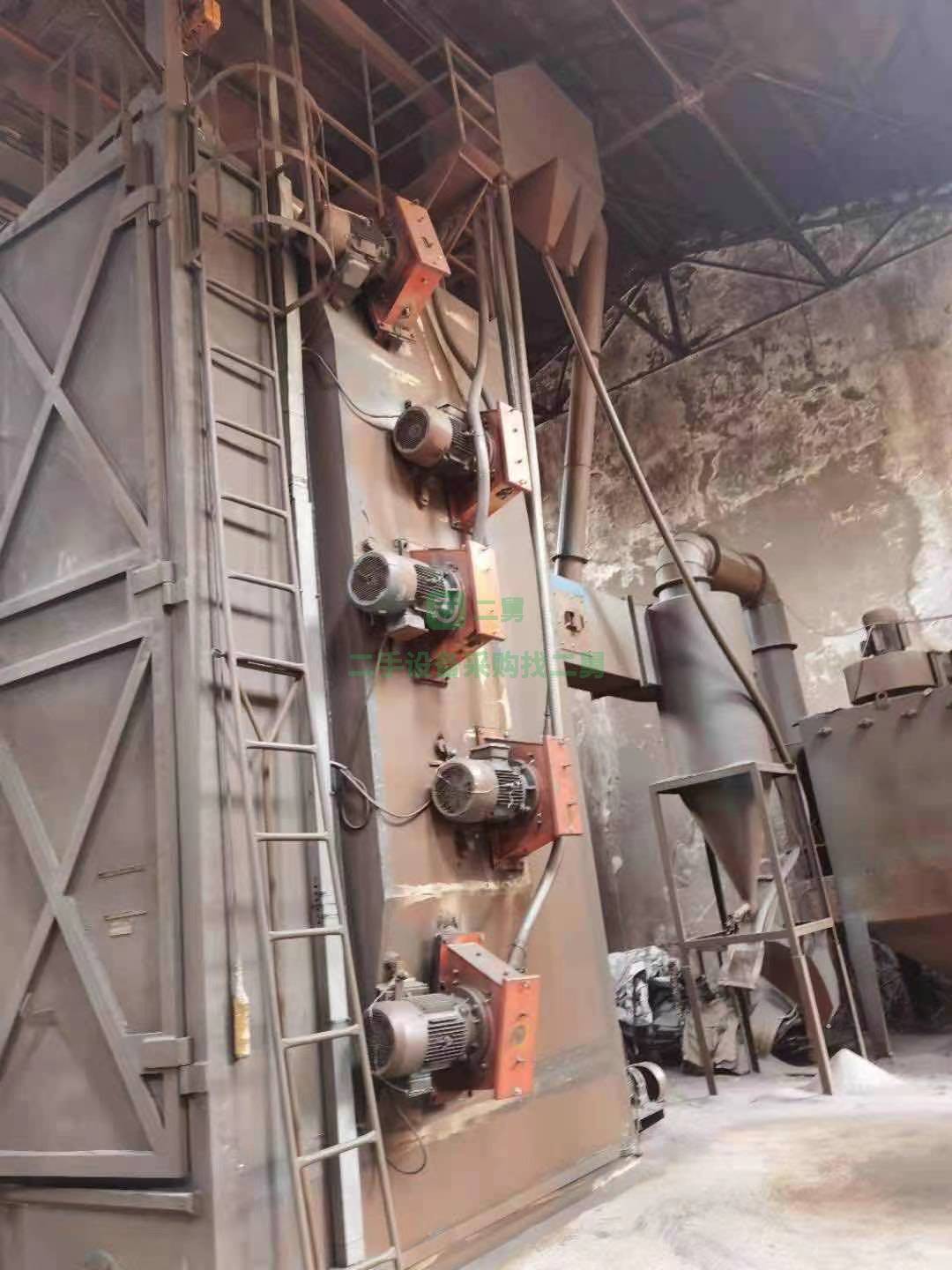 出售一臺雙吊鉤拋丸機，門口3×3米門高4.8米