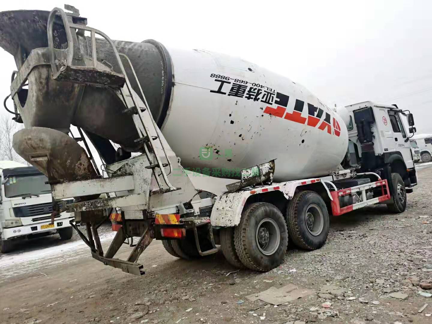 出售一臺18年豪沃亞特  大十四方攪拌車