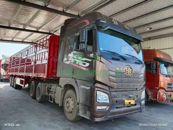 出售二手的解放JH6牽引車18年7月，帶全保