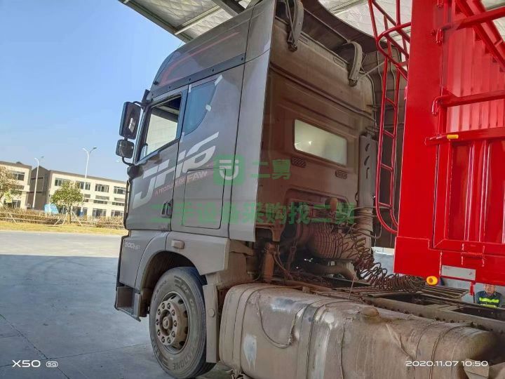 出售二手的解放JH6牽引車18年7月，帶全保