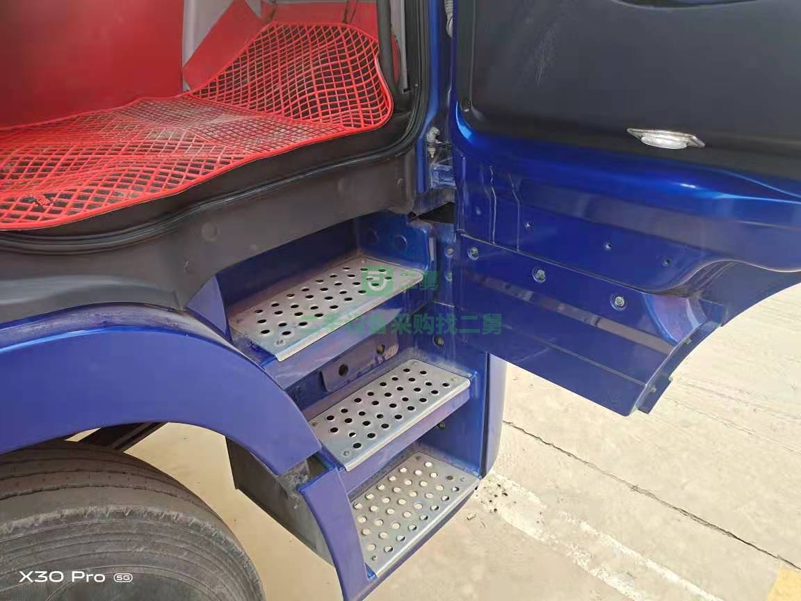 出售一臺19年1月出廠歐曼GTL牽引車，濰柴430馬力發動機