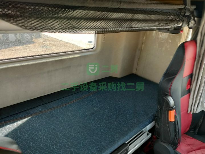 出售18年的重汽汕德卡C7H/540馬力自動擋牽引車