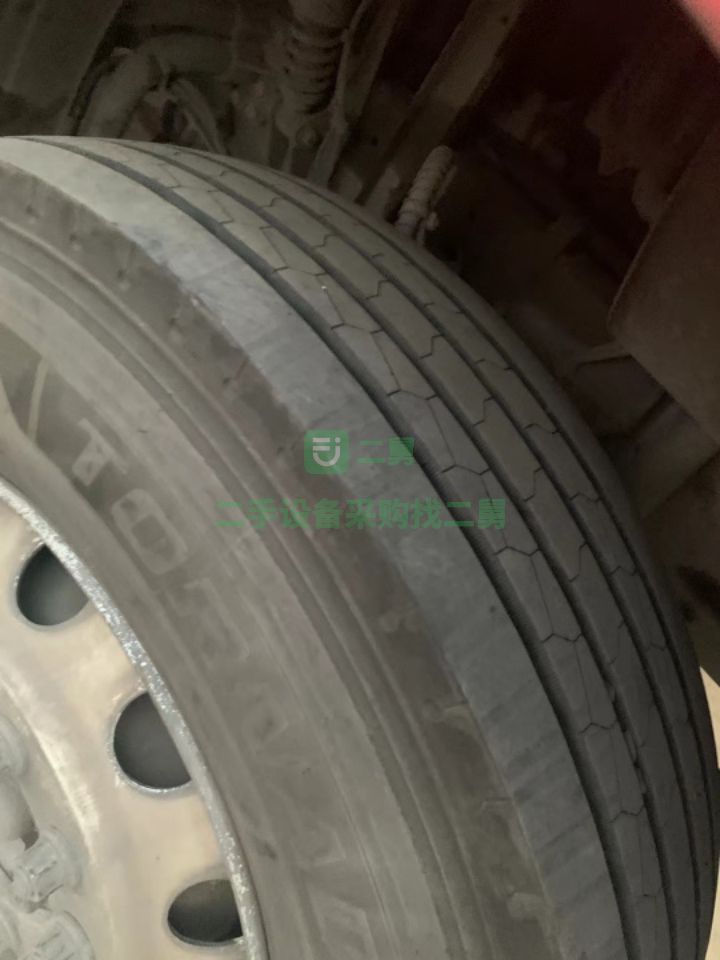 出售兩年半解放J6貨車，6.8米高欄220馬力，支持分期